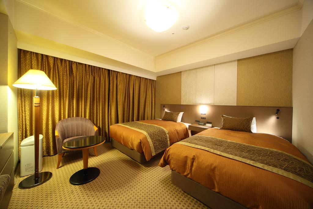 Hotel Metropolitan Nagano Exteriör bild