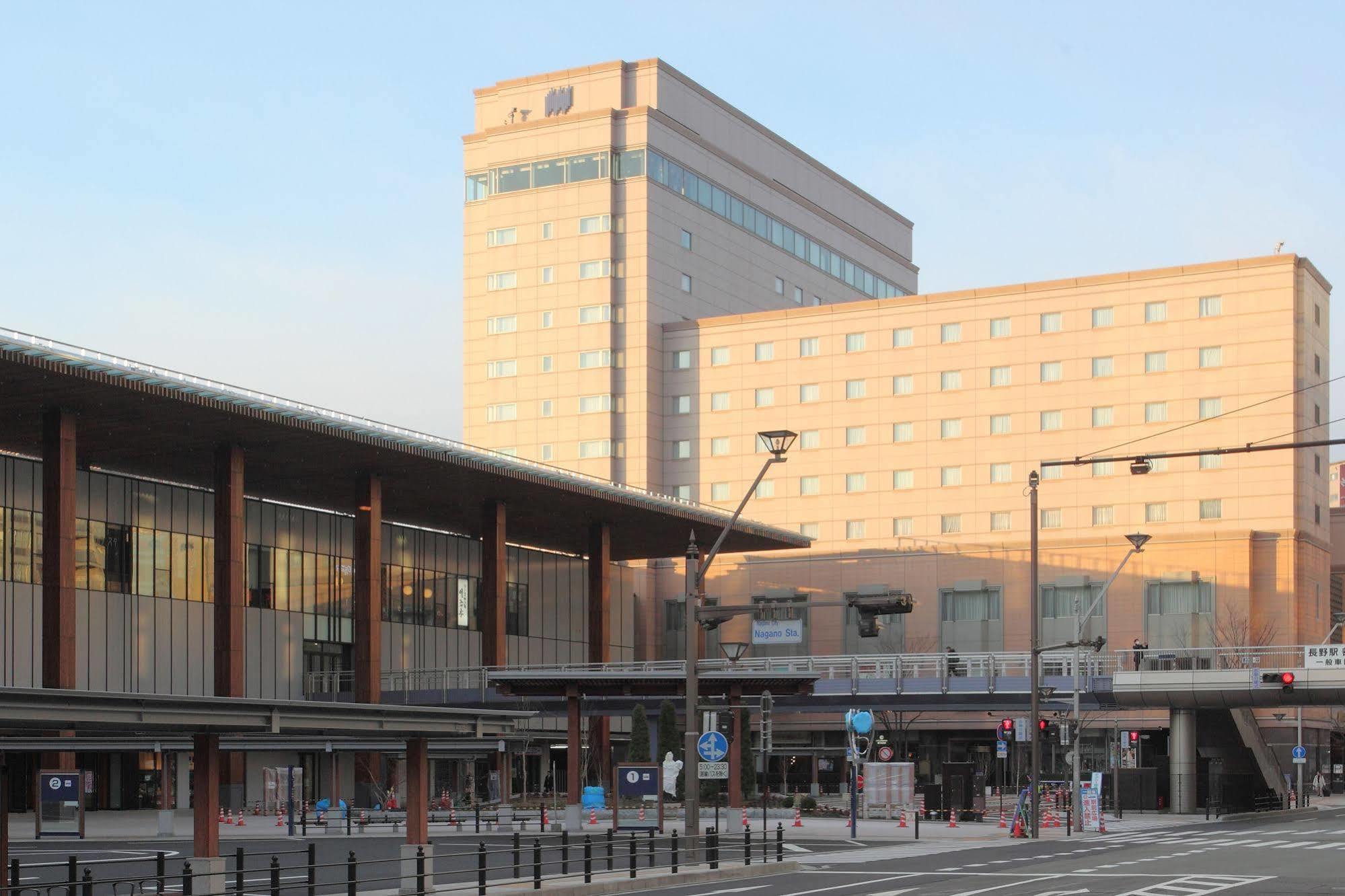 Hotel Metropolitan Nagano Exteriör bild